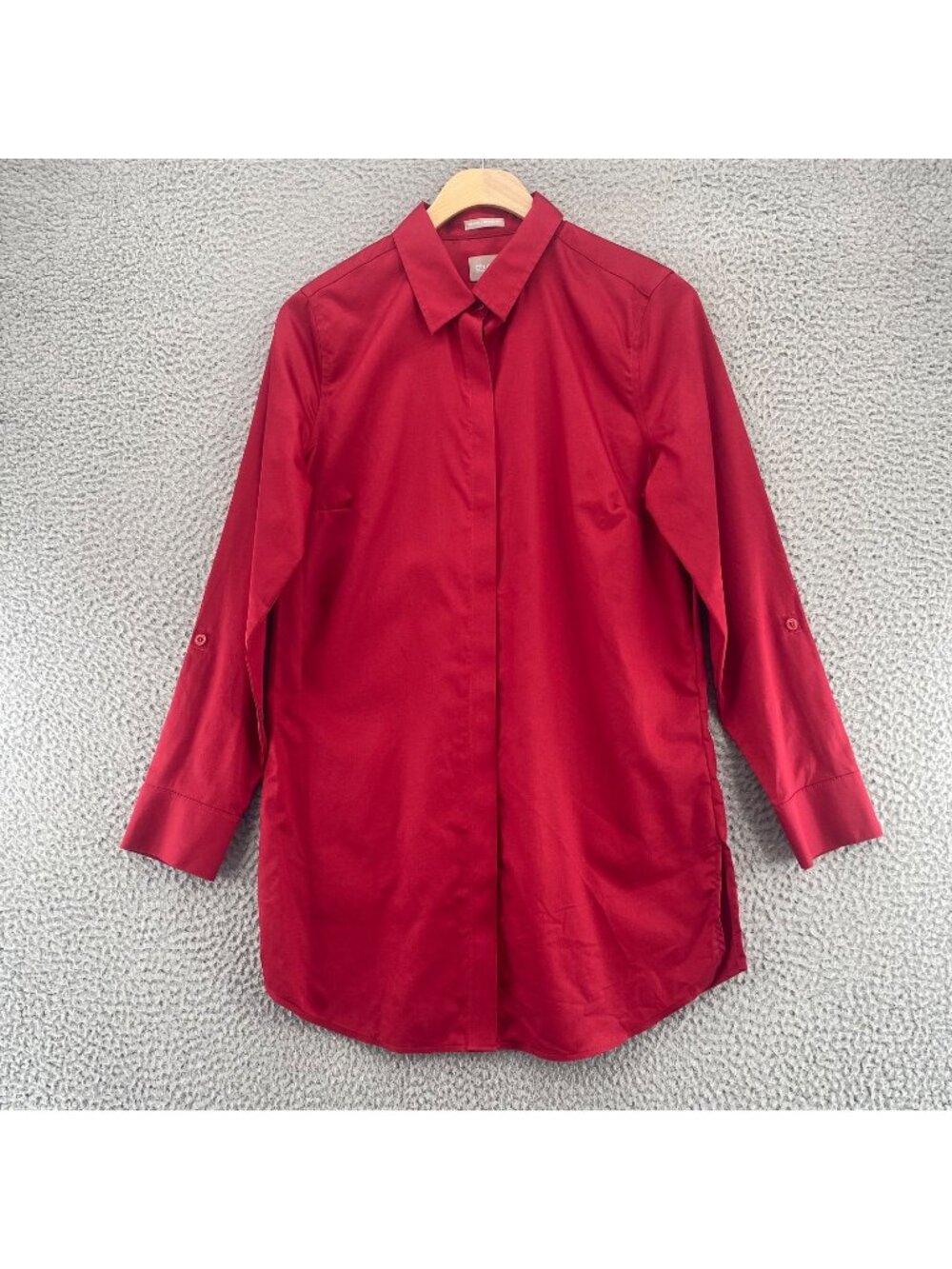 Chicos Shirt Womens 0 US Small Red Wrinkle Resistant Button Up Roll Tab Sleeves